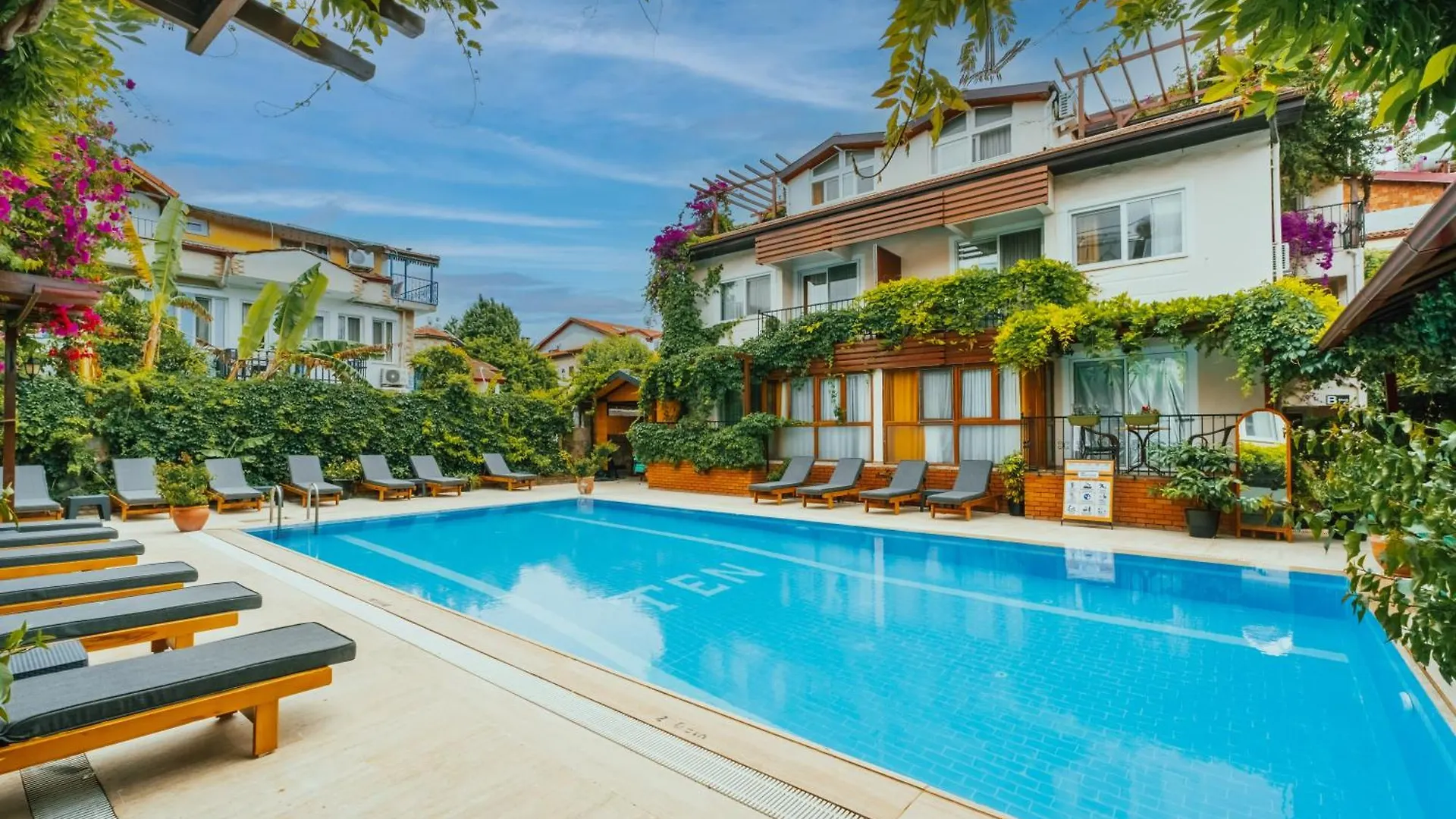 Aparthotel Ten Apart Hotel Fethiye